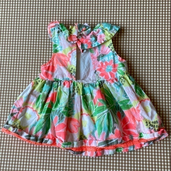 Bundle of 2 tropical print dresses. Size 3-6 Months - Picture 8 of 12